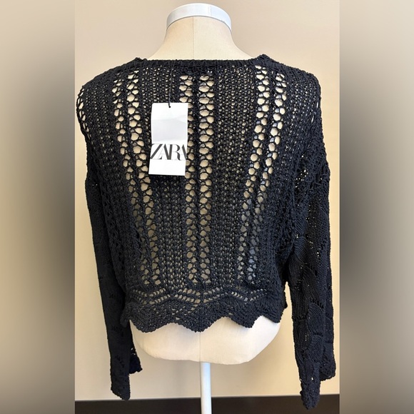 NWT Zara MEL Black Cropped Ribbed V-Neck knit peek-a-boo sweater size Medium - Picture 5 of 9